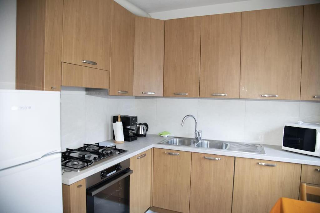 House Storile Apartment Сондало Екстериор снимка