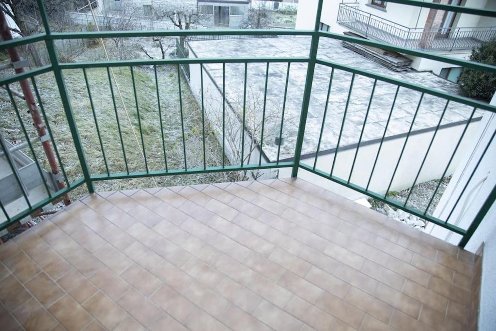House Storile Apartment Сондало Екстериор снимка